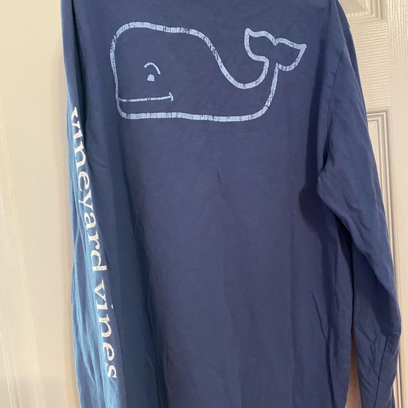 Vineyard Vines Shirt - Picture 5 of 7